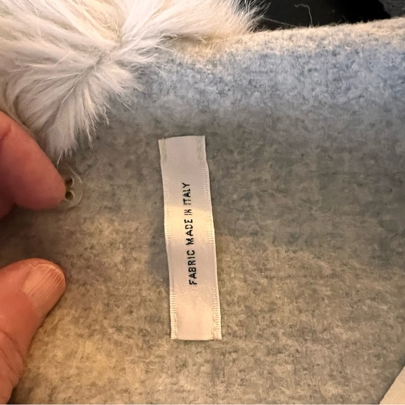 Wilfred Cream Trench Coat with Faux Fur Collar - Picture 5 of 7